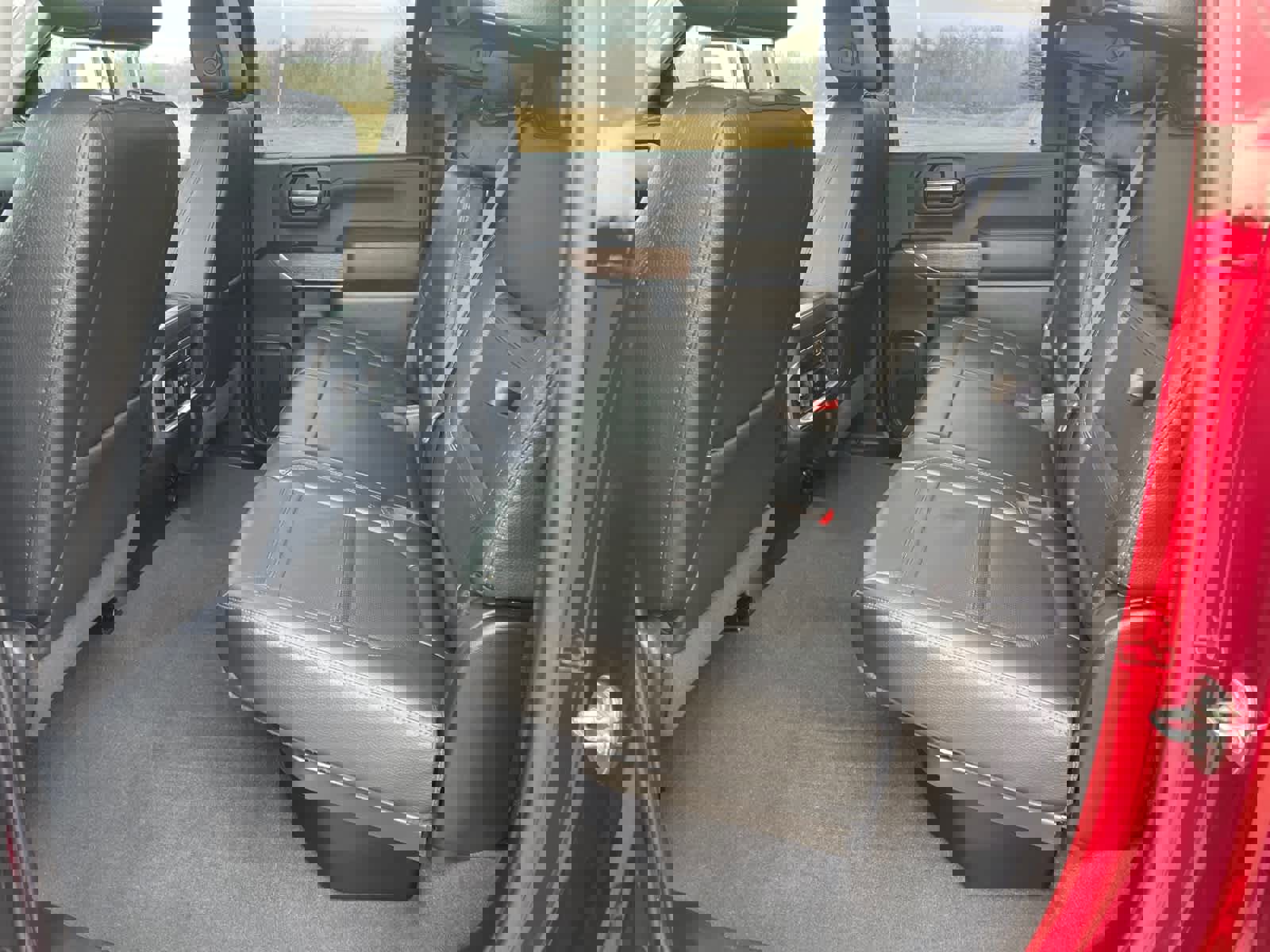 Used 2023 GMC Sierra 2500 Denali w/ Technology Package image 16