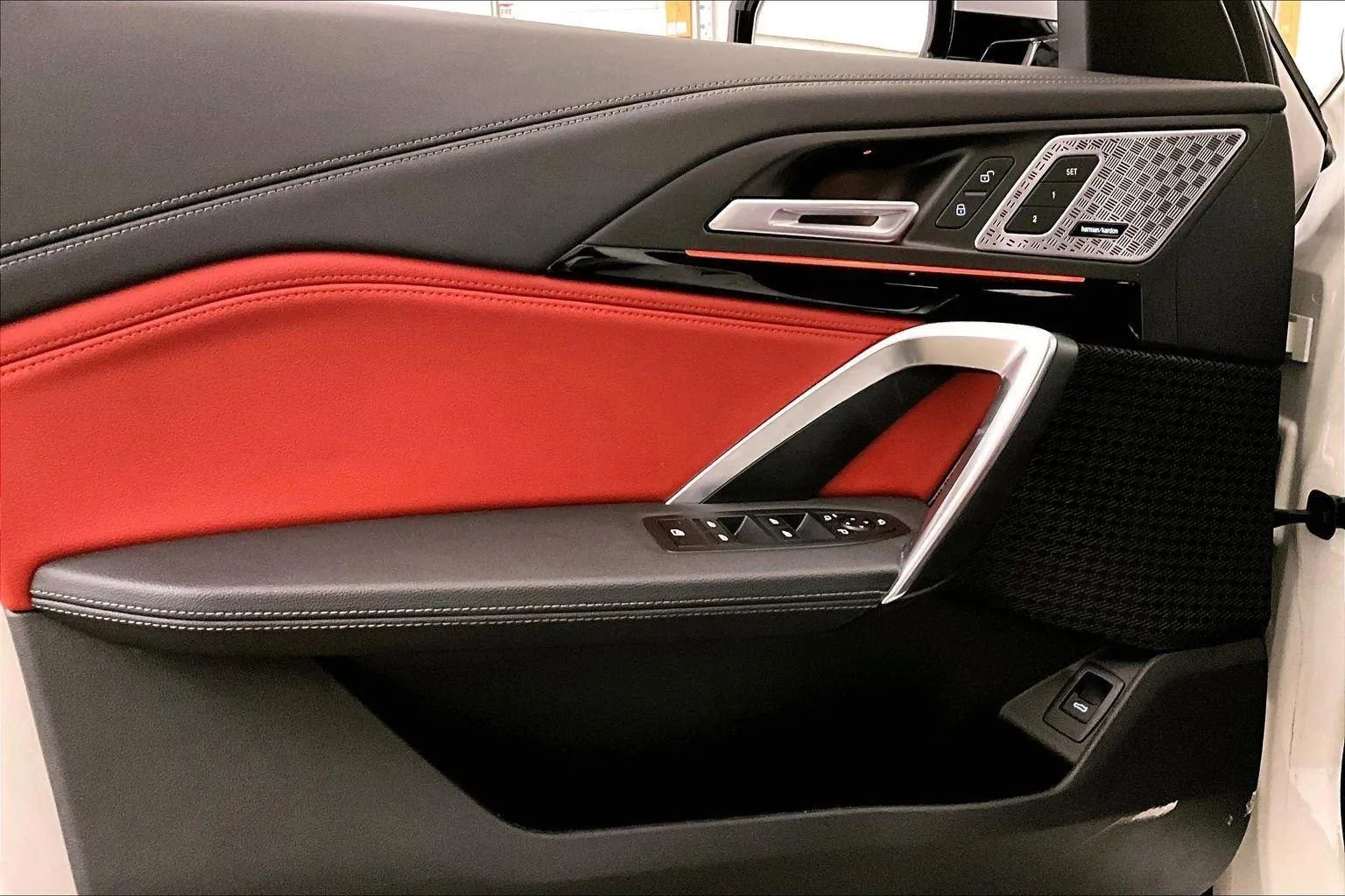 Used 2023 BMW X1 xDrive28i w/ Premium Package image 22