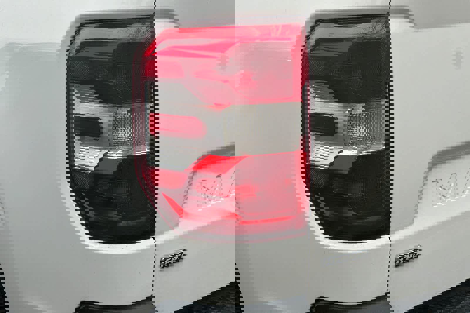 Certified 2022 Ford Maverick XL image 10