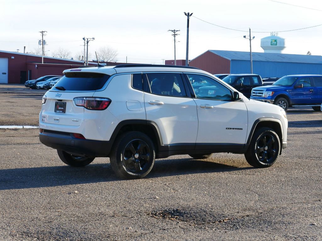 Used 2018 Jeep Compass Latitude w/ Popular Equipment Group image 3
