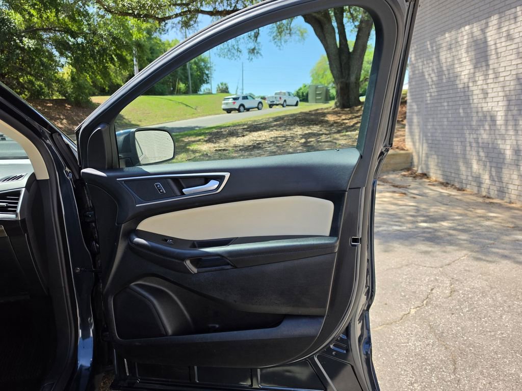 Certified 2024 Ford Edge SEL w/ Convenience Package AWD/4WD image 47