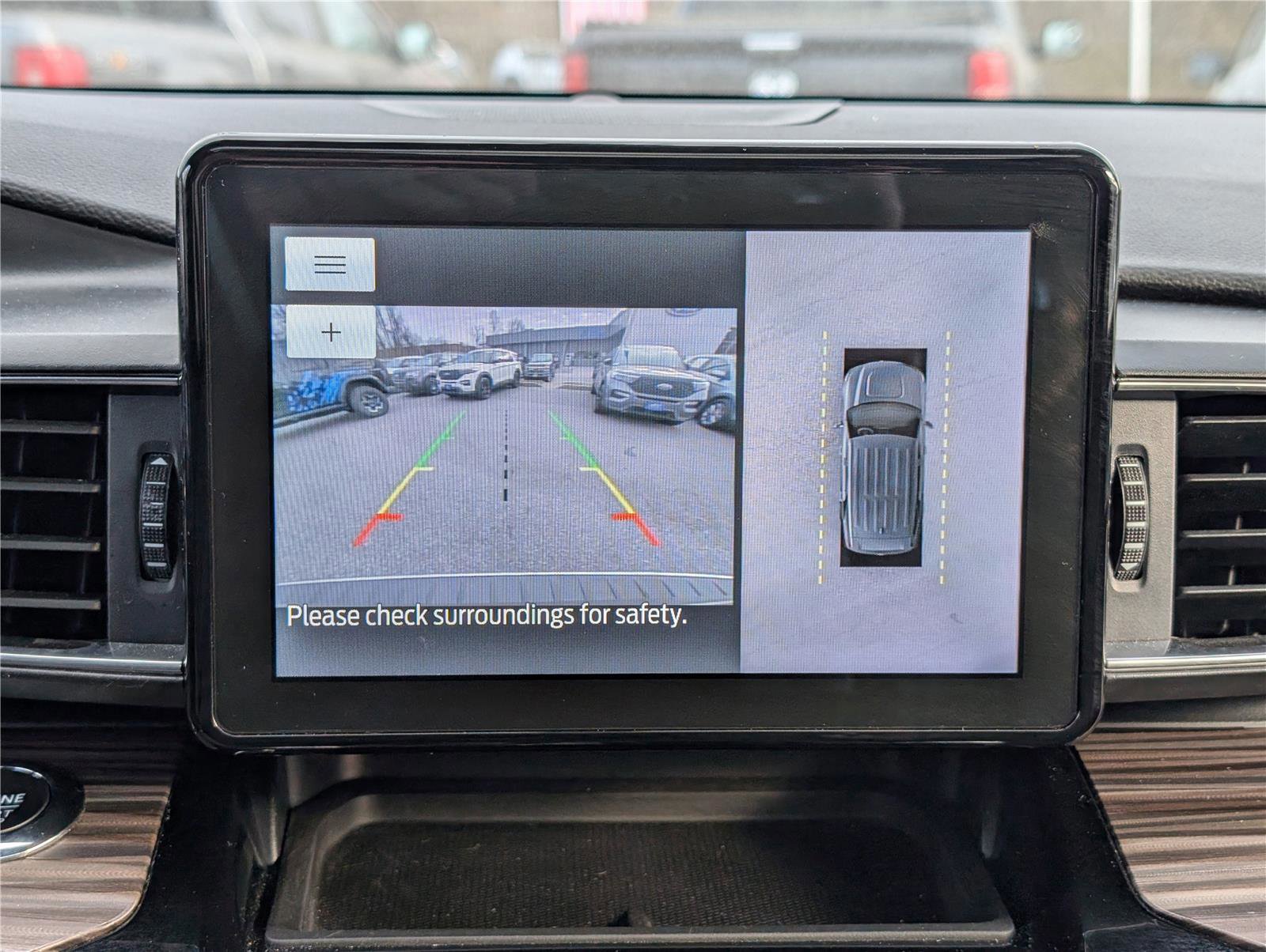 Certified 2022 Ford Explorer Limited w/ Hybrid Equipment Group 310A image 36