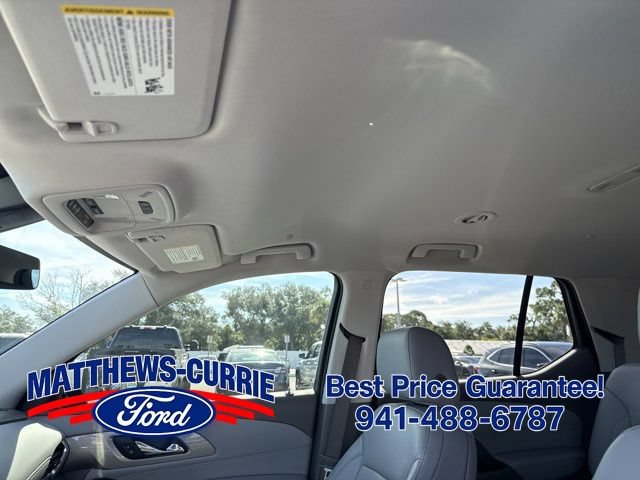 Used 2020 Chevrolet Traverse LT w/ LT Premium Package FWD image 11