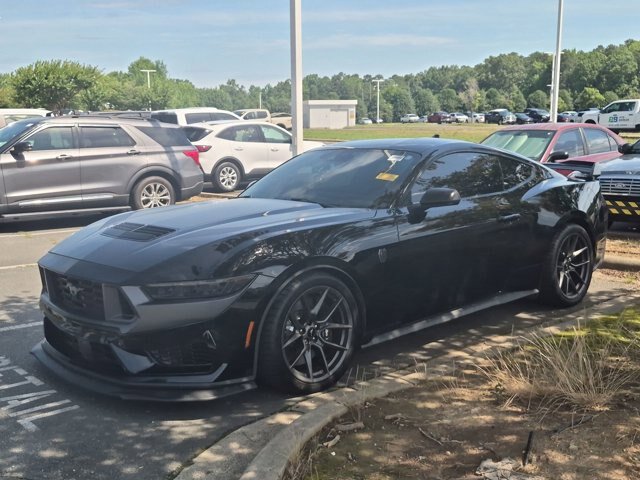 Certified 2024 Ford Mustang Dark Horse w/ Dark Horse Handlin Package RWD image 3