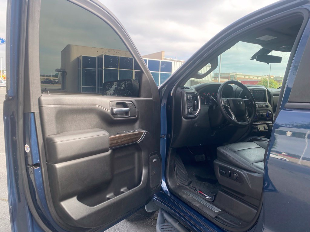 Used 2021 Chevrolet Silverado 1500 LT Trail Boss w/ Convenience Package II AWD/4WD image 10