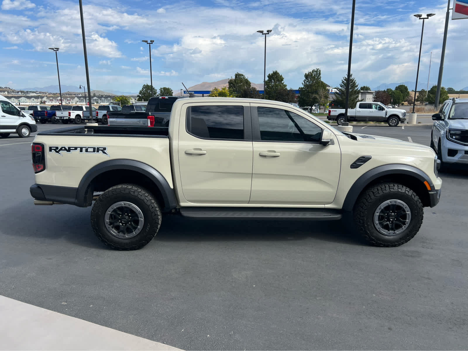 Certified 2025 Ford Ranger Raptor AWD/4WD image 6
