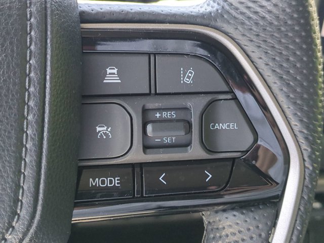 Used 2024 Toyota Tundra Limited AWD/4WD image 18