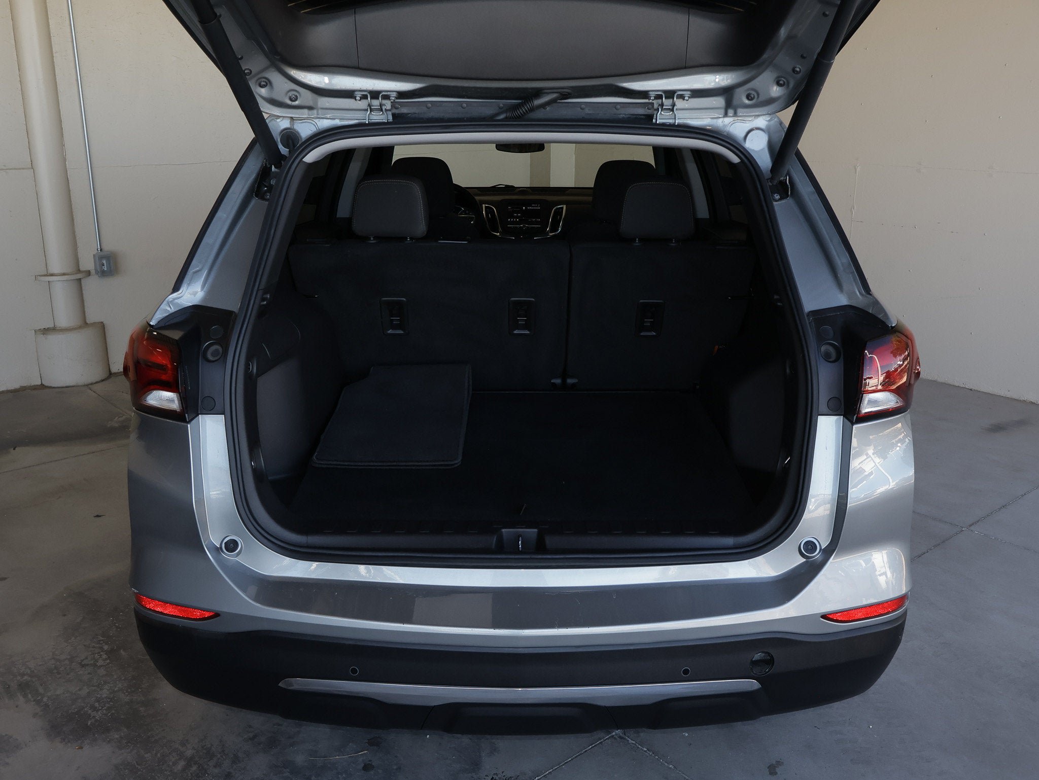 Used 2024 Chevrolet Equinox LT AWD/4WD image 47