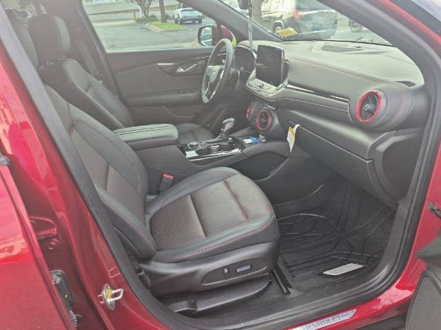 Used 2024 Chevrolet Blazer RS w/ Driver Confidence II Package FWD image 30