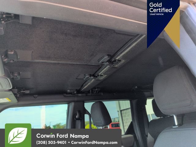 Certified 2023 Ford Bronco Wildtrak AWD/4WD image 25
