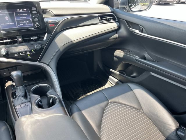 Used 2023 Toyota Camry SE w/ Convenience Package FWD image 17
