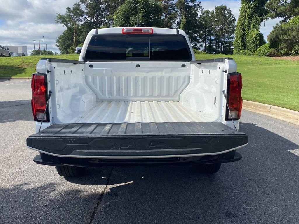 Used 2025 Chevrolet Colorado W/T w/ WT Custom Package RWD image 6