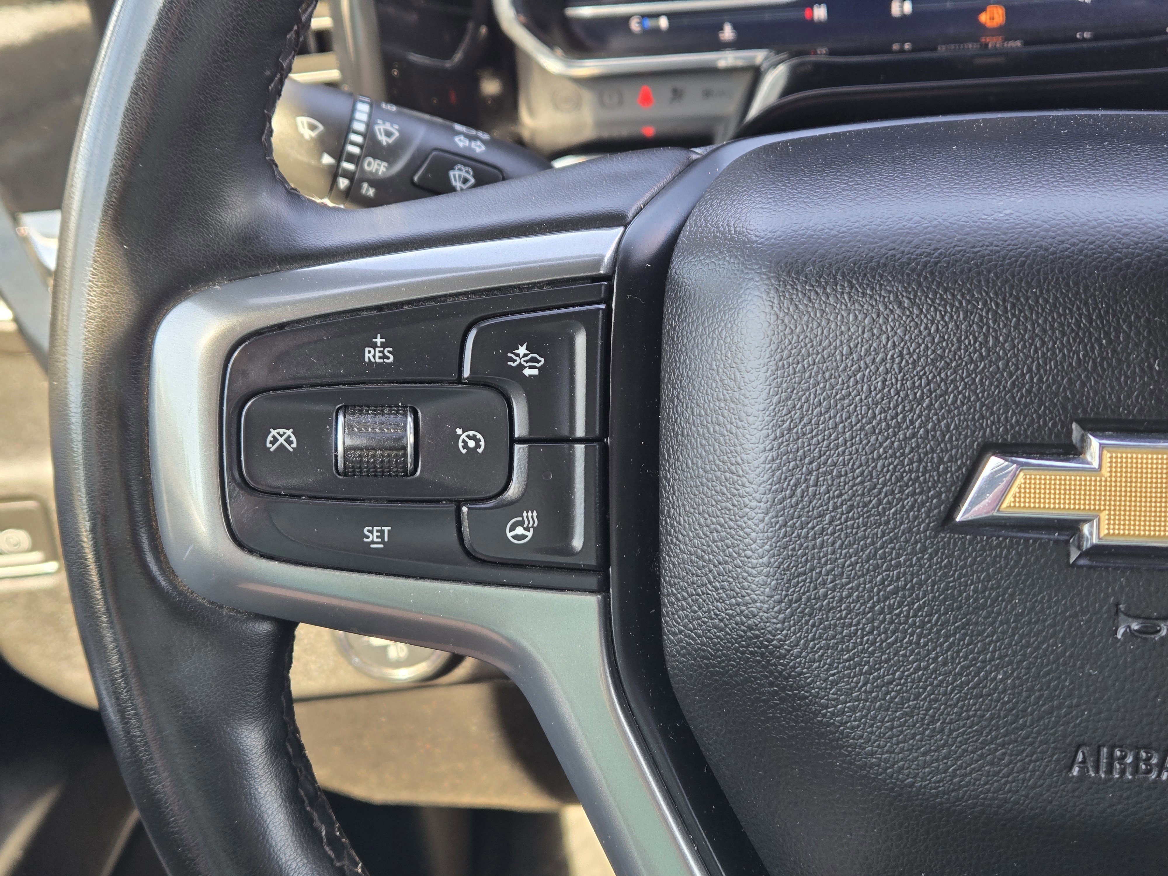 Used 2024 Chevrolet Silverado 2500 LT image 25