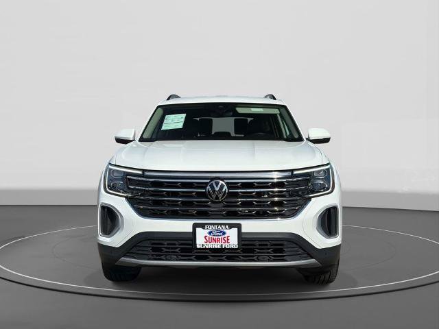 Used 2025 Volkswagen Atlas SE FWD image 3