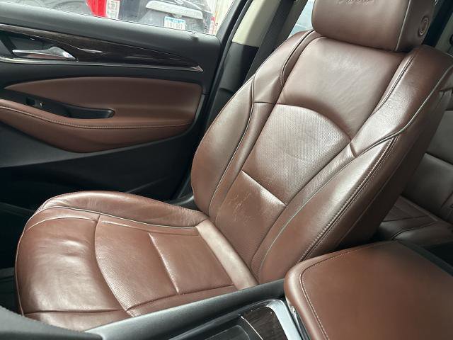 Used 2019 Buick Enclave Avenir w/ Avenir Technology Package image 23