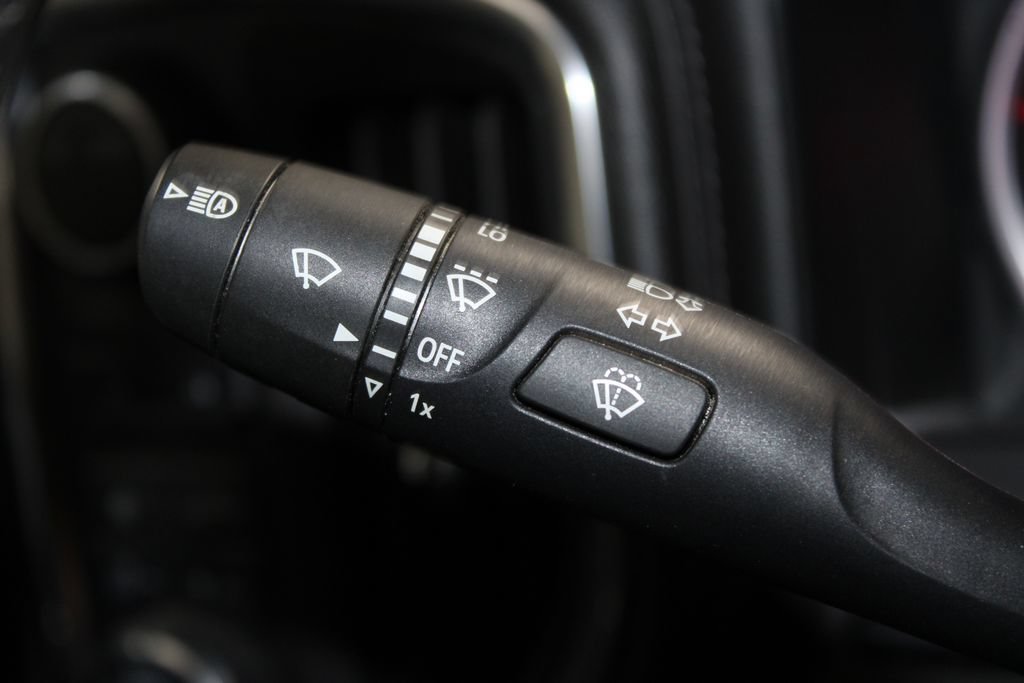 Used 2020 Chevrolet Silverado 3500 LTZ AWD/4WD image 39