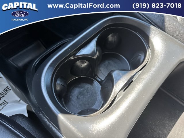 Used 2025 Chrysler Pacifica Select FWD image 31