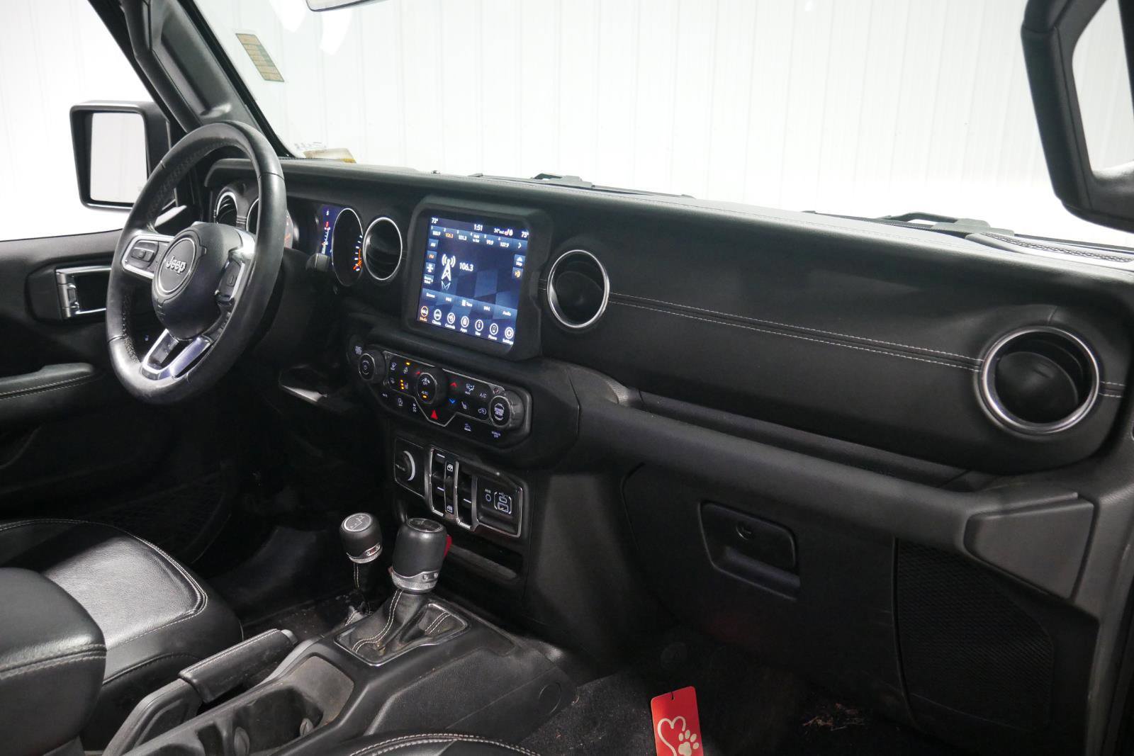 Used 2023 Jeep Wrangler Sahara w/ Cold Weather Group image 14