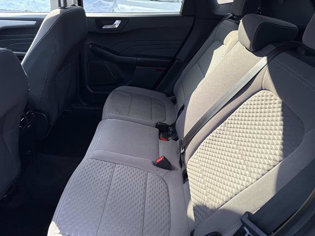 Certified 2021 Ford Escape SE w/ SE Sport Appearance Package image 15