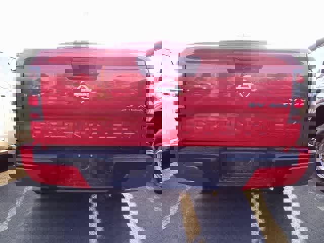 Used 2024 Nissan Frontier SV w/ Technology Package image 5