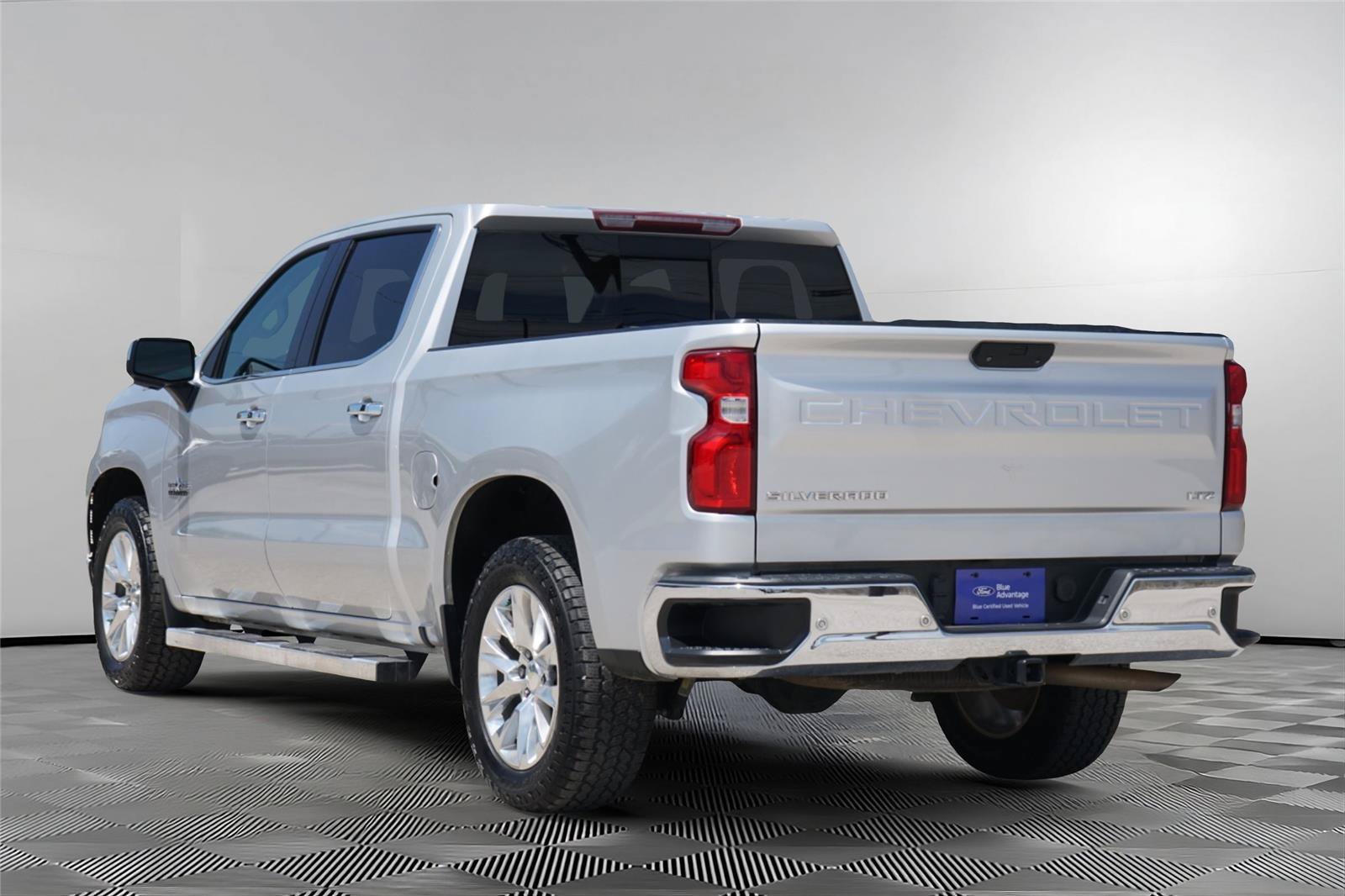 Used 2021 Chevrolet Silverado 1500 LTZ RWD image 6