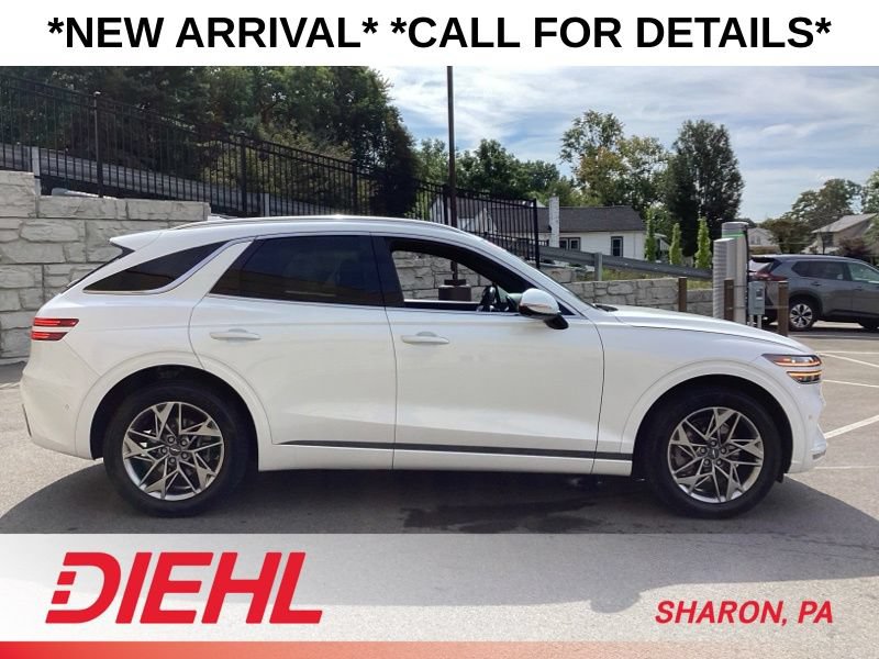Used 2022 Genesis GV70 2.5T w/ Advanced Package AWD/4WD image 10