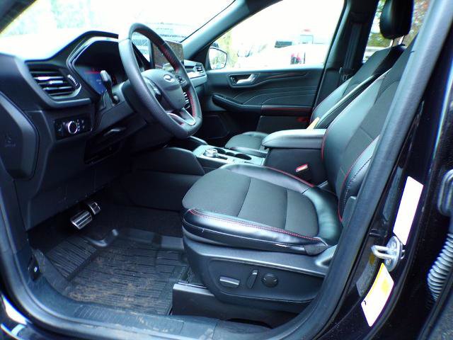 Certified 2024 Ford Escape ST-Line w/ Tech Pack #1 AWD/4WD image 17