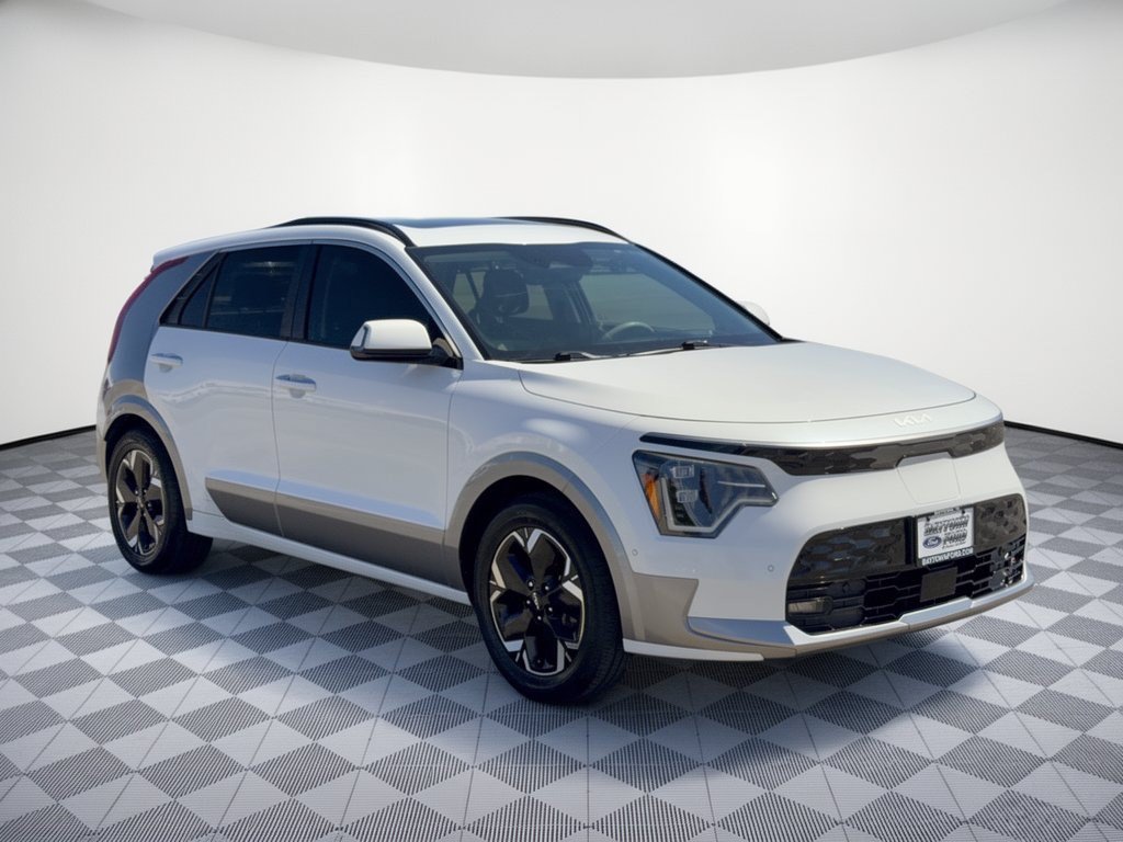 Used 2023 Kia Niro Wave FWD image 7