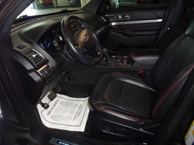 Certified 2018 Ford Explorer Sport w/ Equipment Group 401A AWD/4WD image 10