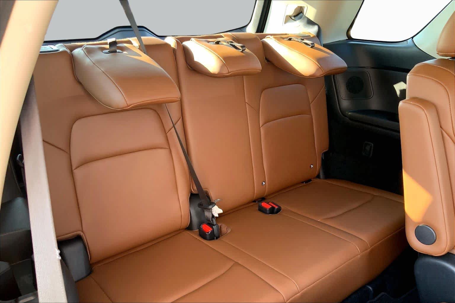 Used 2023 Nissan Pathfinder Platinum AWD/4WD image 19