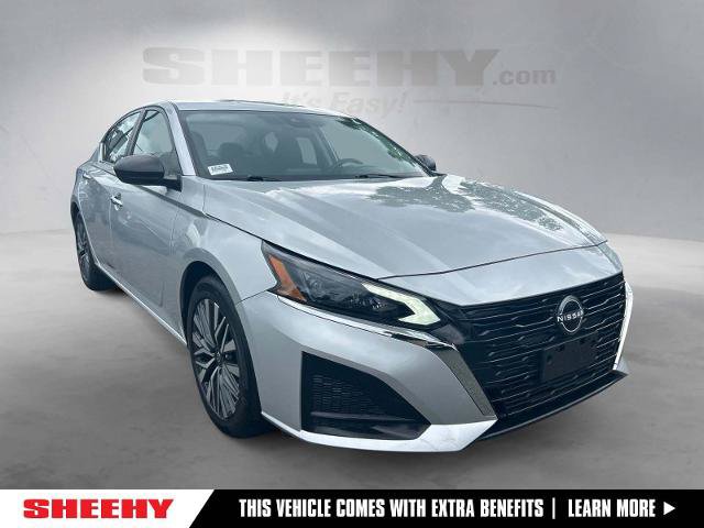 Used 2024 Nissan Altima 2.5 SV FWD image 1