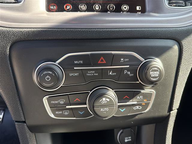 Used 2023 Dodge Charger R/T w/ Technology Group RWD image 8