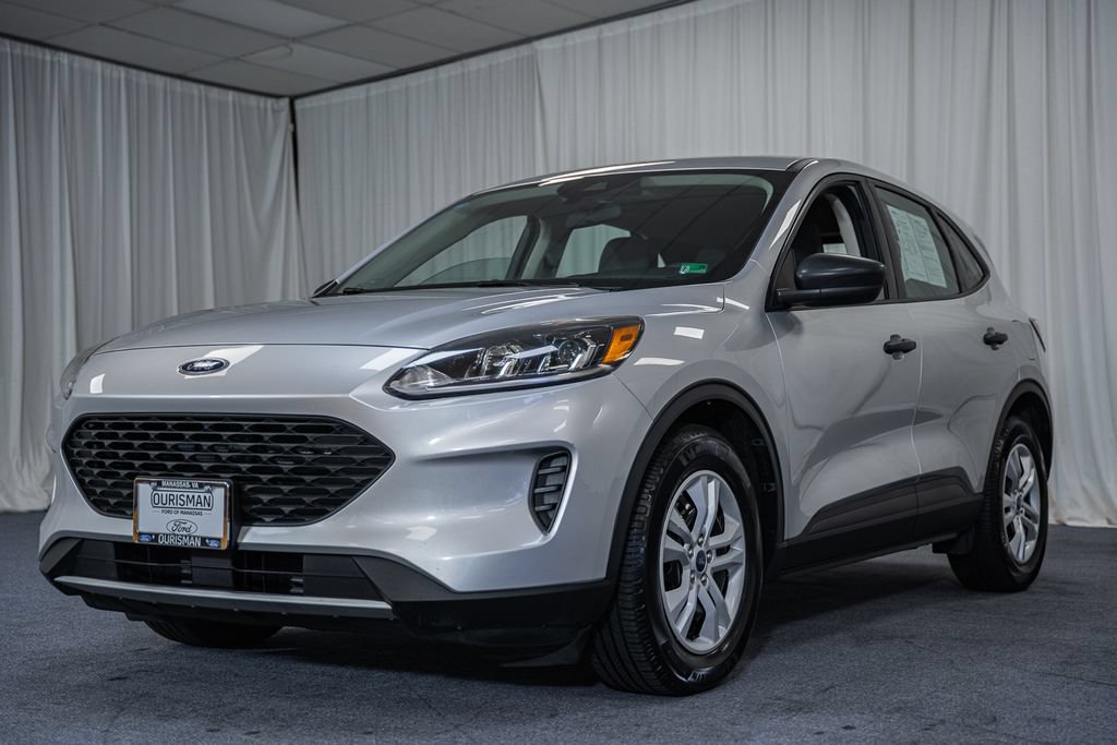 Certified 2020 Ford Escape S FWD image 3