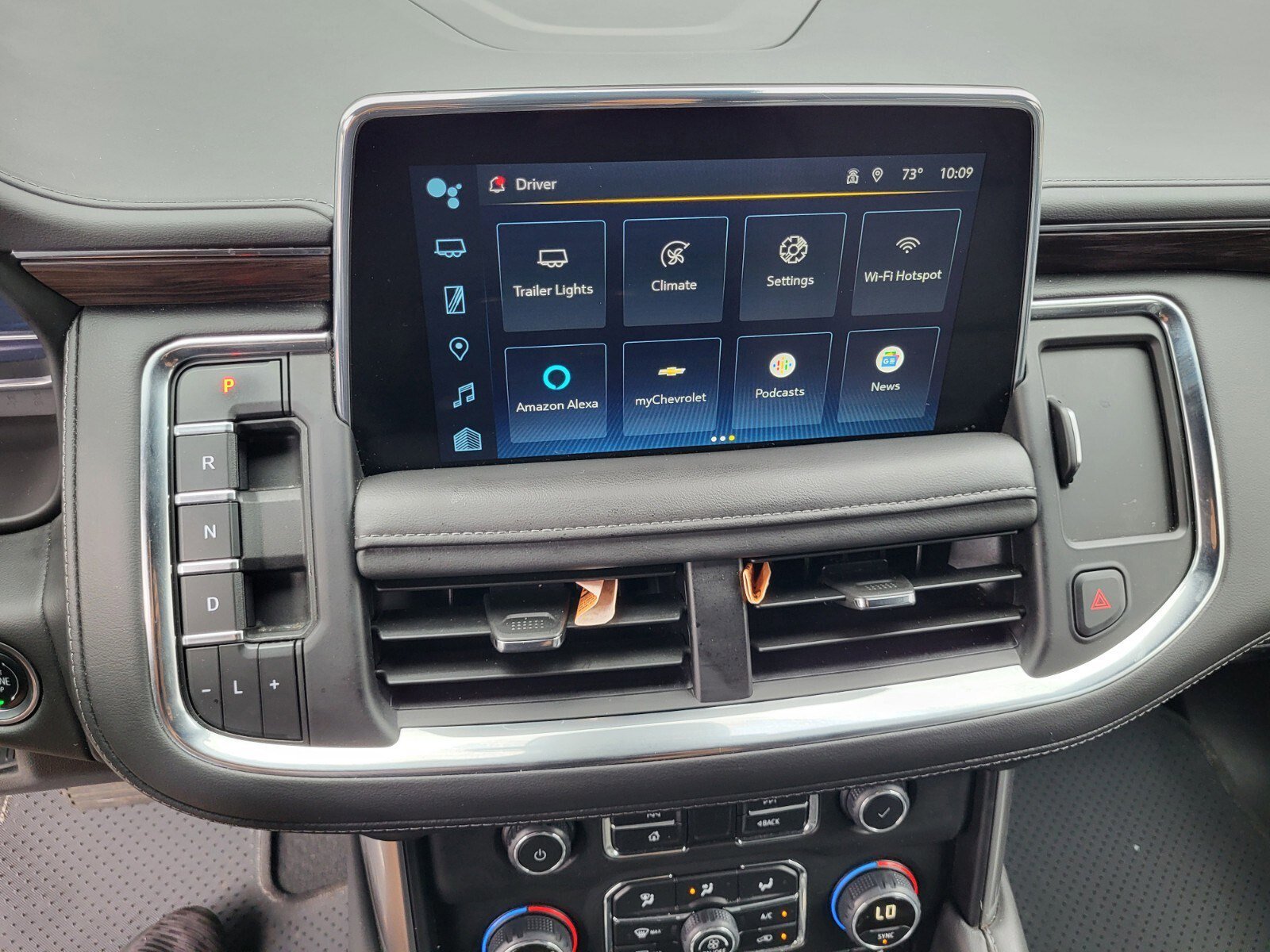 Used 2024 Chevrolet Suburban LT image 20