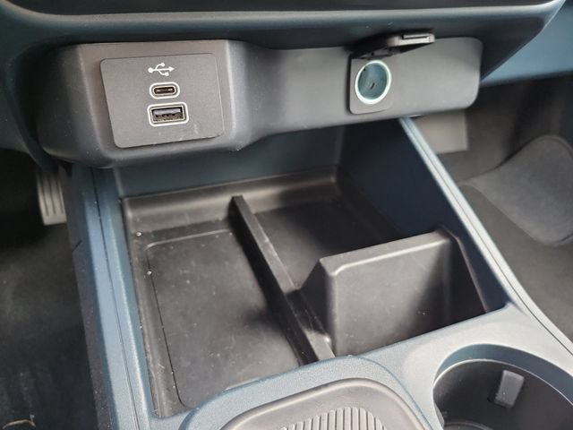 Certified 2025 Ford Maverick XL FWD image 28