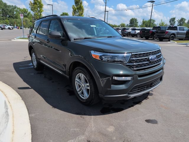 Certified 2024 Ford Explorer XLT w/ Equipment Group 202A AWD/4WD image 7