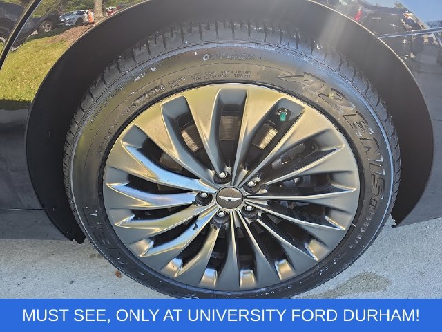 Used 2020 Genesis G90 3.3T Premium RWD image 32