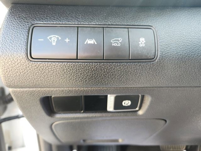Used 2023 Hyundai Santa Fe SEL image 24