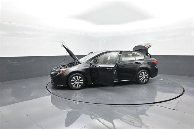 Used 2022 Toyota Corolla LE image 34