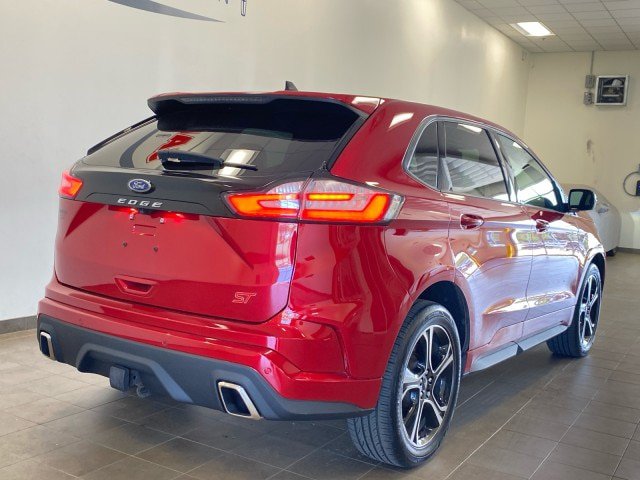 Certified 2022 Ford Edge ST w/ Cargo Accessory Package AWD/4WD image 8