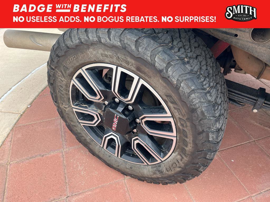 Used 2023 GMC Sierra 2500 AT4 w/ AT4 Premium Plus Package image 10