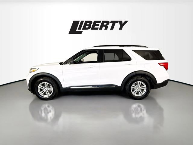 Certified 2022 Ford Explorer XLT w/ Class IV Trailer Tow Package image 2