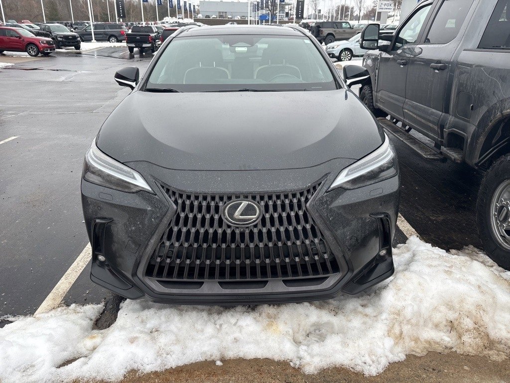 Used 2022 Lexus NX 300h AWD image 10