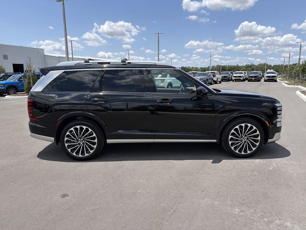 Used 2026 Hyundai Palisade Calligraphy AWD/4WD image 3