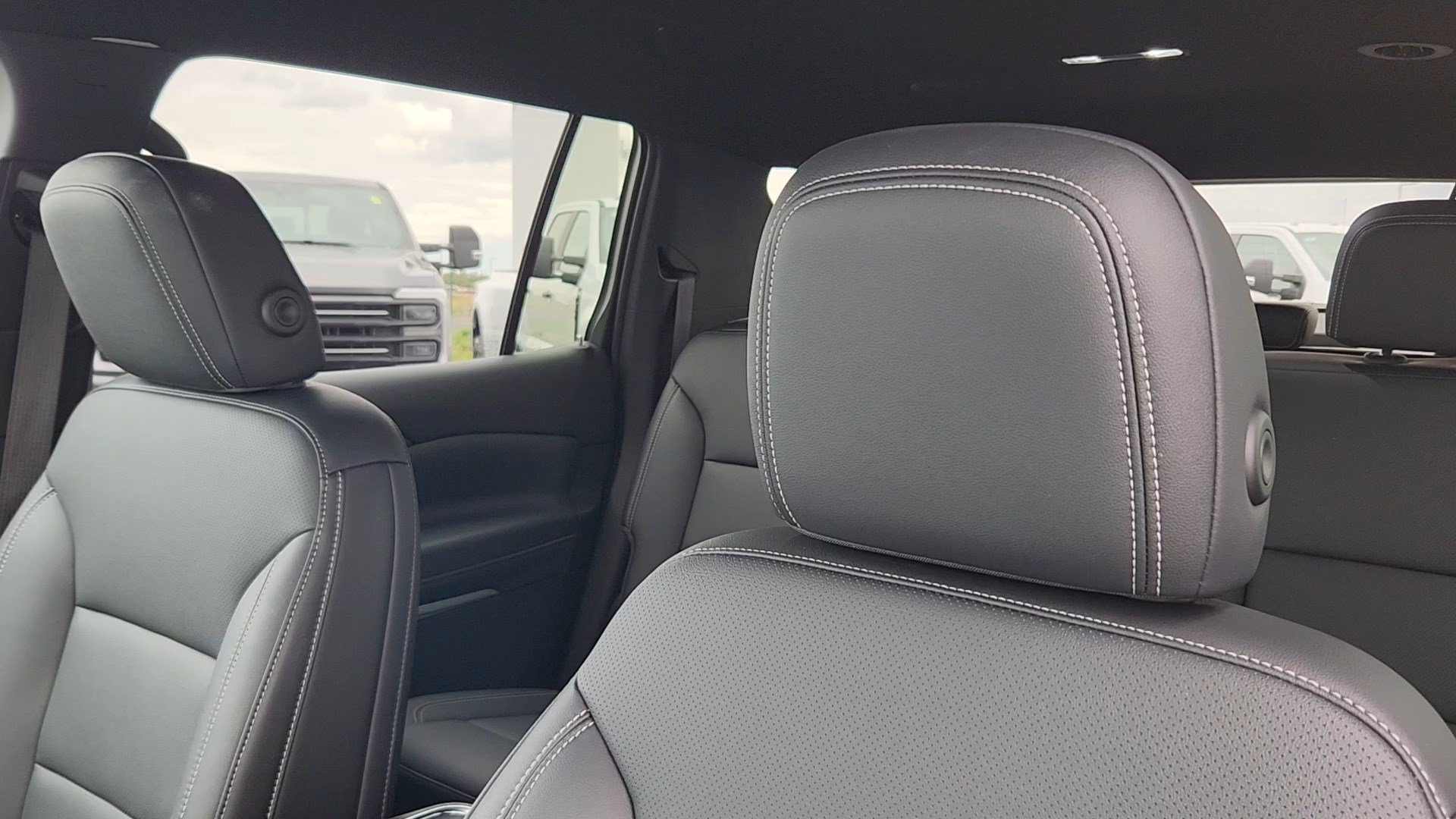 Used 2026 Chevrolet Traverse LT AWD/4WD image 10