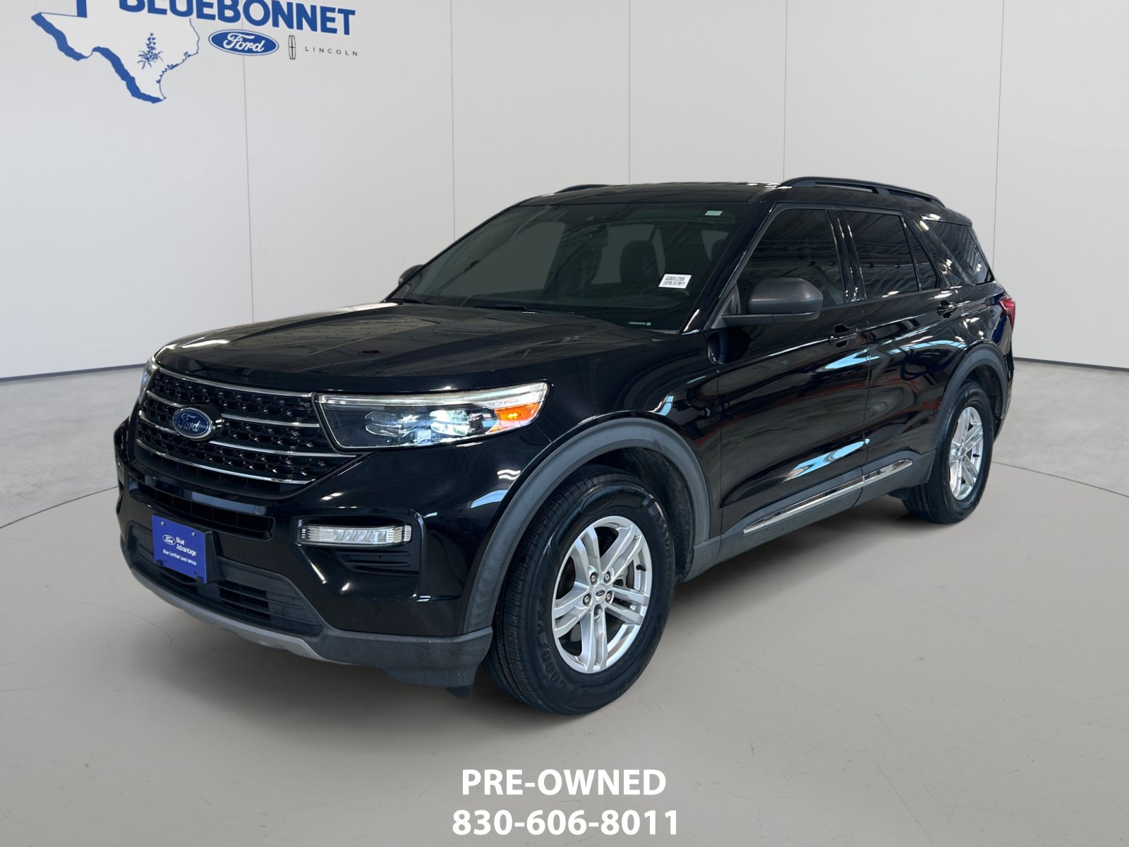 Certified 2020 Ford Explorer XLT w/ Equipment Group 202A RWD image 1