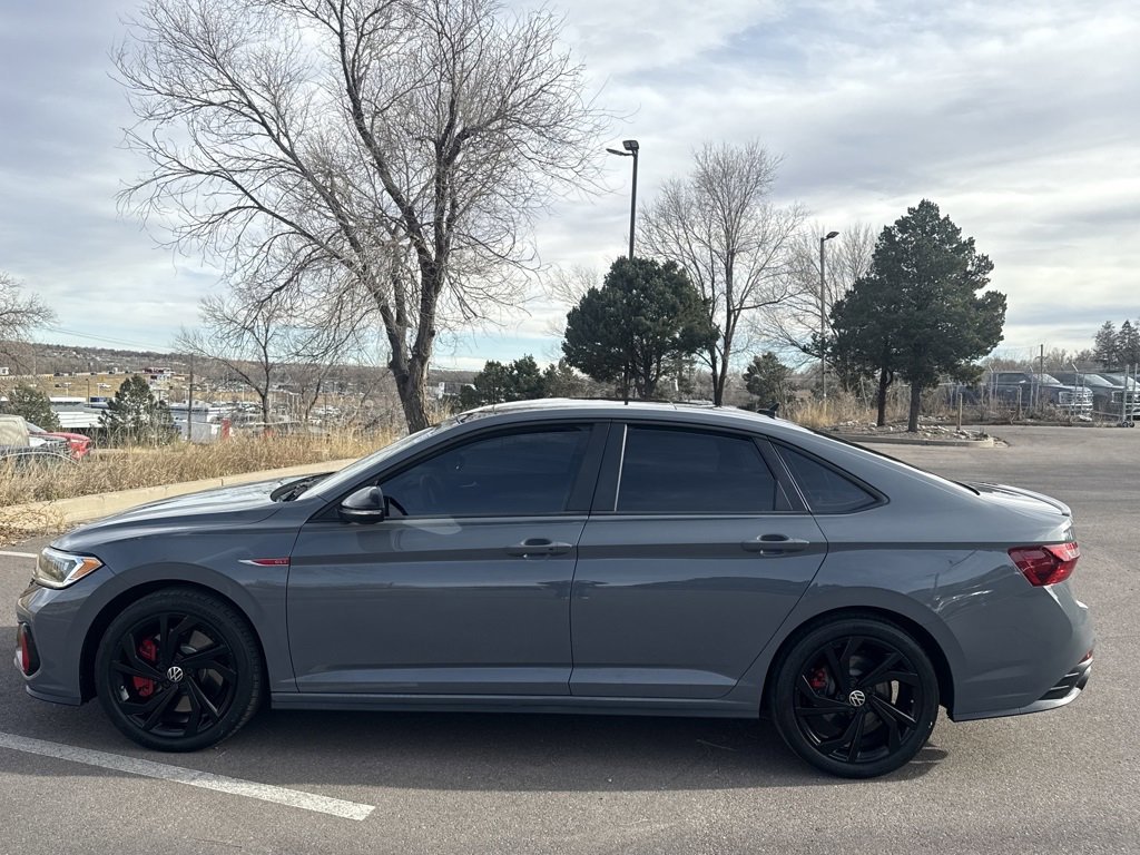 Used 2023 Volkswagen Jetta GLI Autobahn image 2