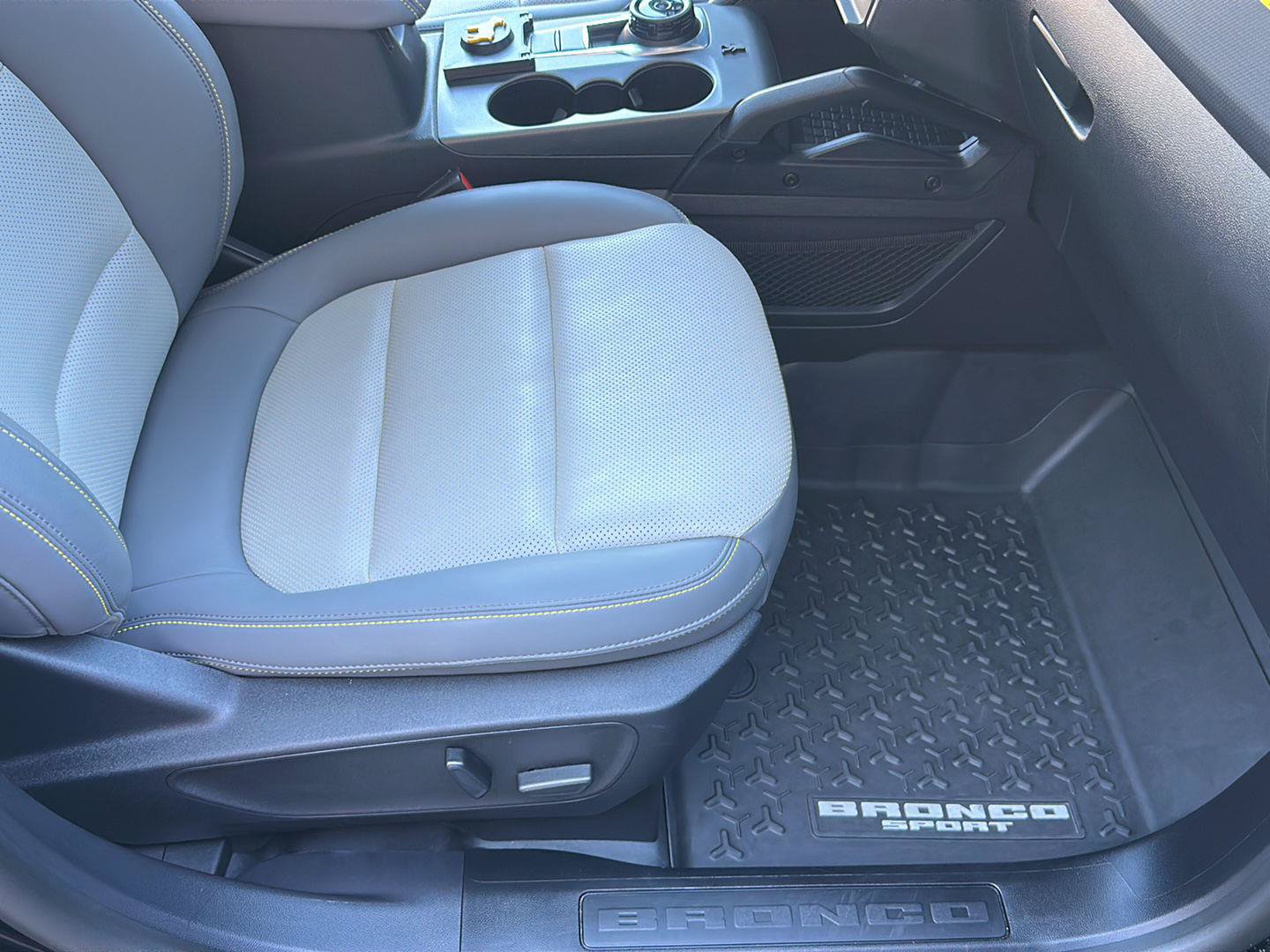 Certified 2025 Ford Bronco Sport Badlands w/ Sasquatch Badlands Package AWD/4WD image 29