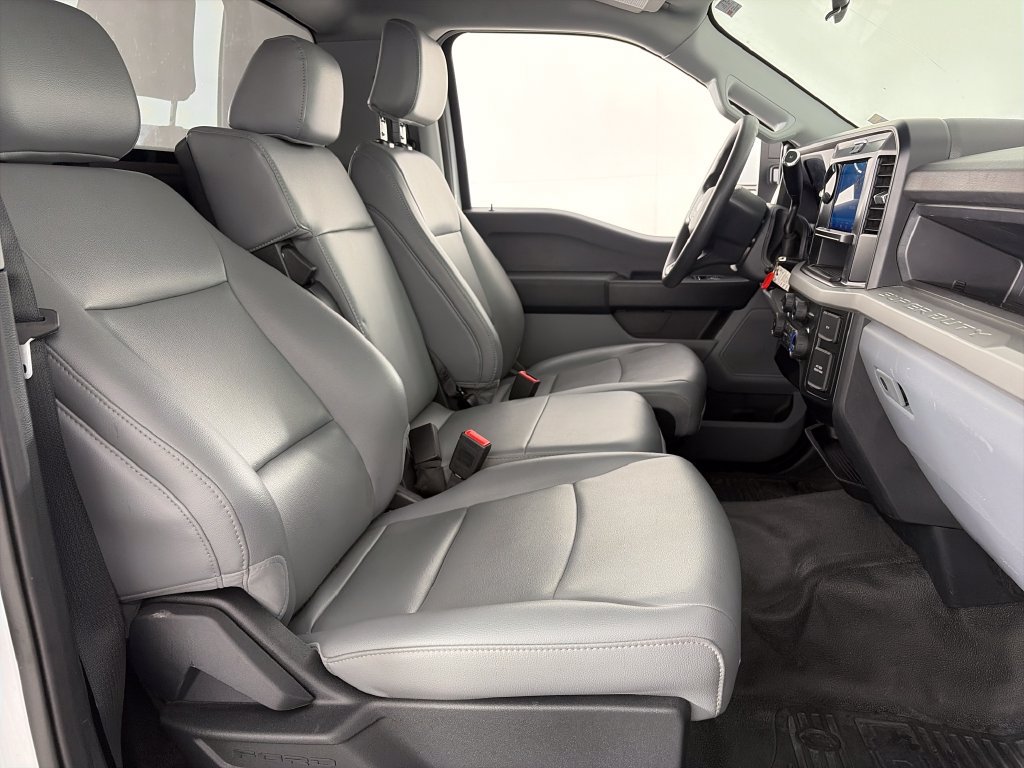 Certified 2025 Ford F250 XL AWD/4WD image 24