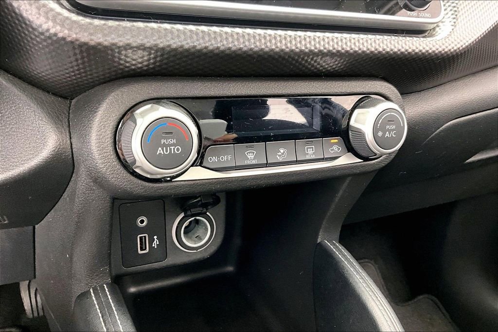Used 2020 Nissan Kicks SV FWD image 31